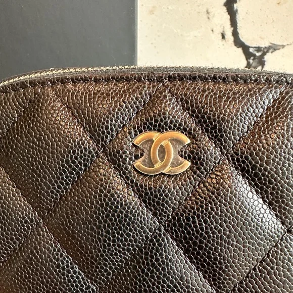 FULL SET - CHANEL Black Caviar Quilted Zipped Cosmetic Case - Picture 3 of 13